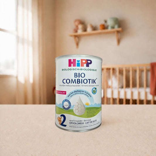 HiPP Bio Combiotik 2 organic follow-on formula 800g tin in a nursery